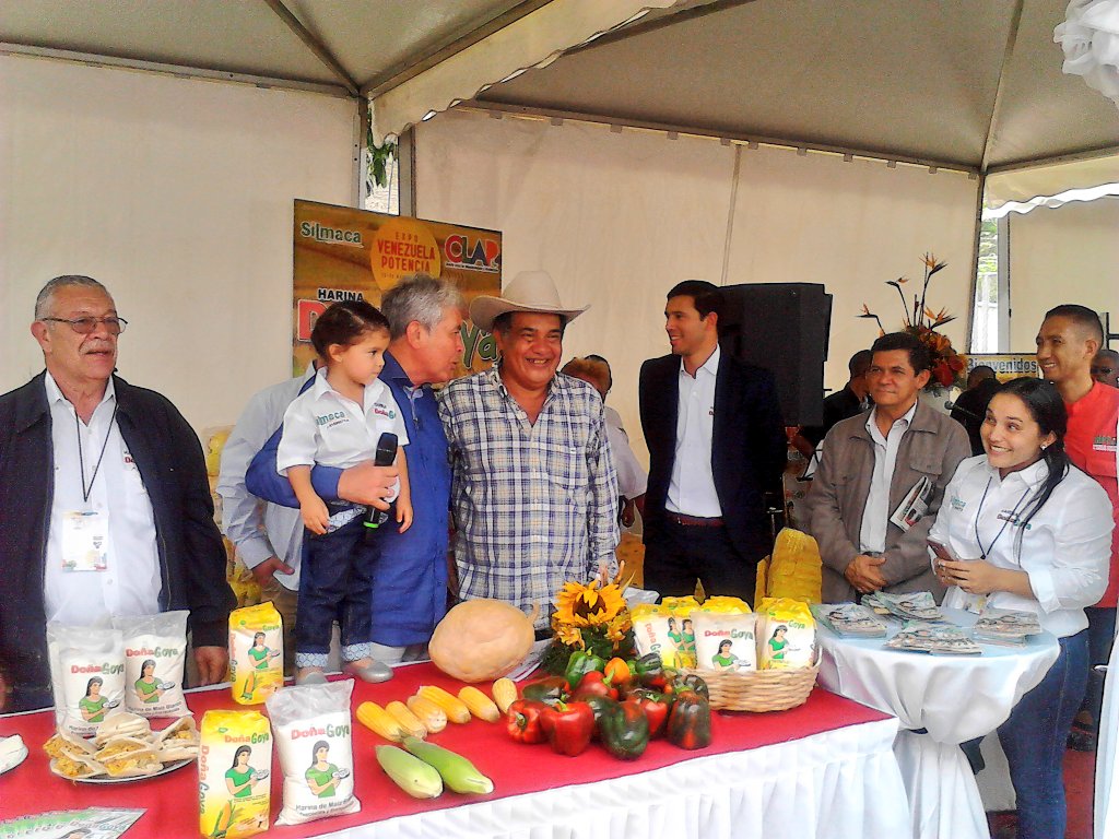 MinAgriculturaV's tweet photo. #VenAlPoliedroALaExpo | No te pierdas este domingo nuestro programa #CultivandoPatria desde la @ExpoVzla en el @PoliedroCaracas https://t.co/r4syWf6mWW