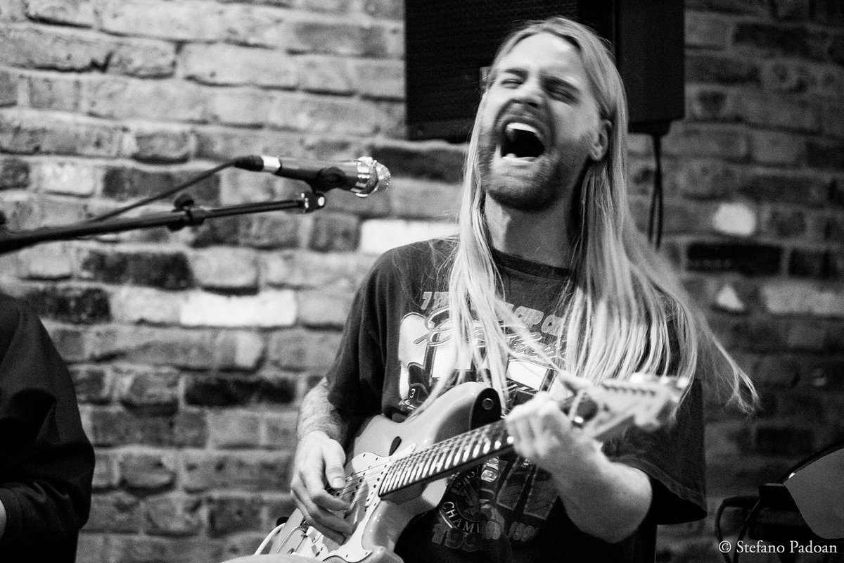 WusiSpace's tweet photo. Next @LDNSongwritersC Showcase is Sunday April 30, 6 pm @WusiSpace Don't miss this amazing night of #song #singersongwriter #HACKNEY #music https://t.co/7a2gBAjhOx