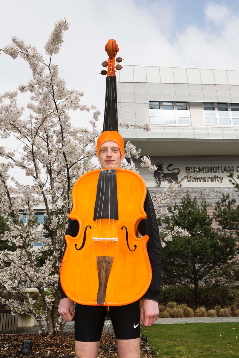 jessicaduchen's tweet photo. Violist from @BirmCons to raise funds for Soweto strings students with half-marathon dressed like this  https://t.co/Uufp1HOufX https://t.co/Psx3jIBR2C