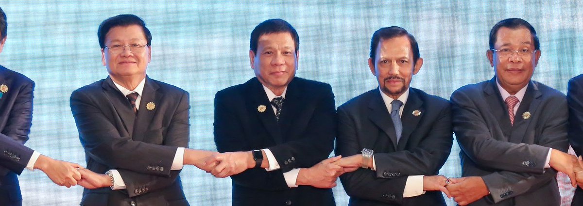 AsiaMTI's tweet photo. .@MurrayHiebert1 writes how Duterte using Philippine Military in drug war could affect US-PHL relations #CogitAsia
https://t.co/PPnkQI13kv https://t.co/m7iklF2yUS