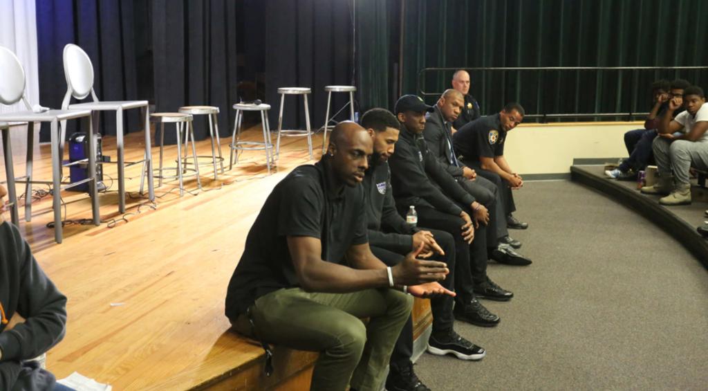 Kings Help Lead Community Discussion » spr.ly/60158wR0S #KingsCommunityCoalition https://t.co/1q4b4ULsCX