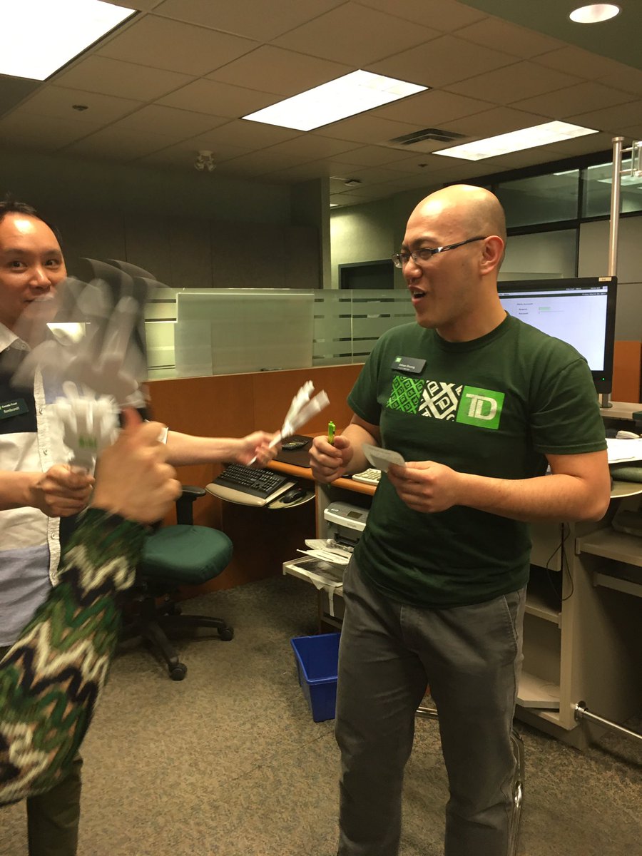 jcrosilla's tweet photo. Celebrating a great customer comment at Chinatown! (Plus taking a selfie) what an awesome Friday! @VencyChui @DerekTurner_TD @absmitherz 👍 https://t.co/fccfhREYmU