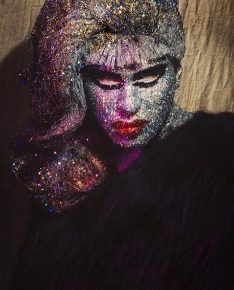 thearkstudiouk's tweet photo. we love this @jodieharsh  shoot by studio prokopiou for @wonderlandmag with amazing 💎 makeup by Michelle webb https://t.co/9GOJIXbXYv