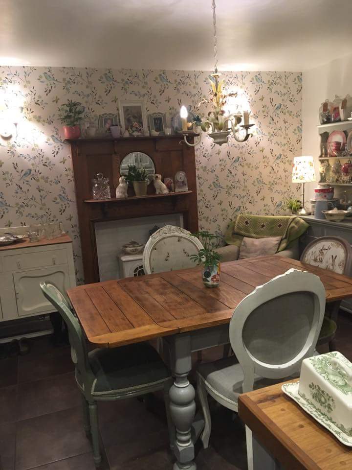 LoveChairish's tweet photo. @monmontweets 😀 4 chairs sold.just been sent pic of them in new home.we can make sets to order in any colour/fabric https://t.co/EFOO3my6OG