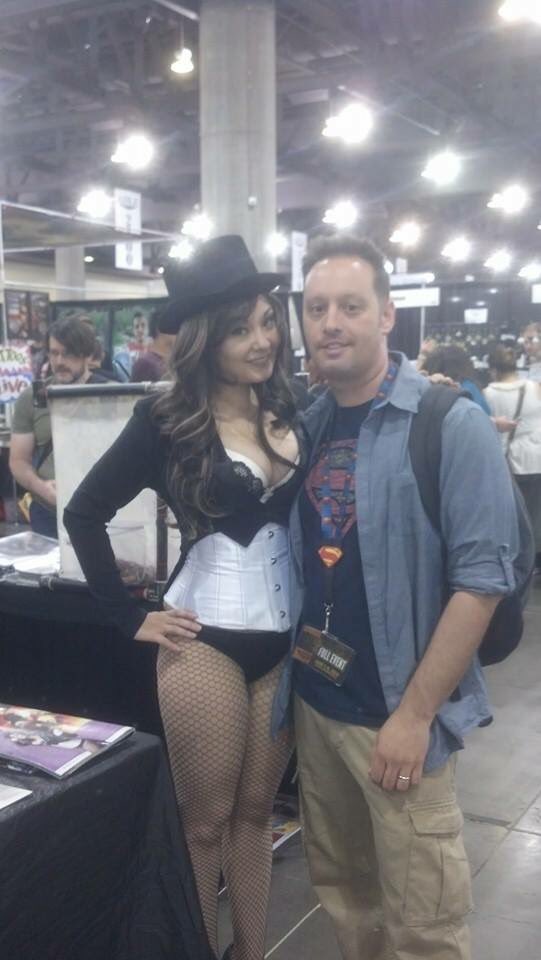 fitzjedi's tweet image. Who's amped for @PhoenixComicon ?! Cool people I've met: @AzPowergirl @AniMiaOfficial @IttyBittyGeek @Comicare @SuperheroesXYZ @KrayolaKid