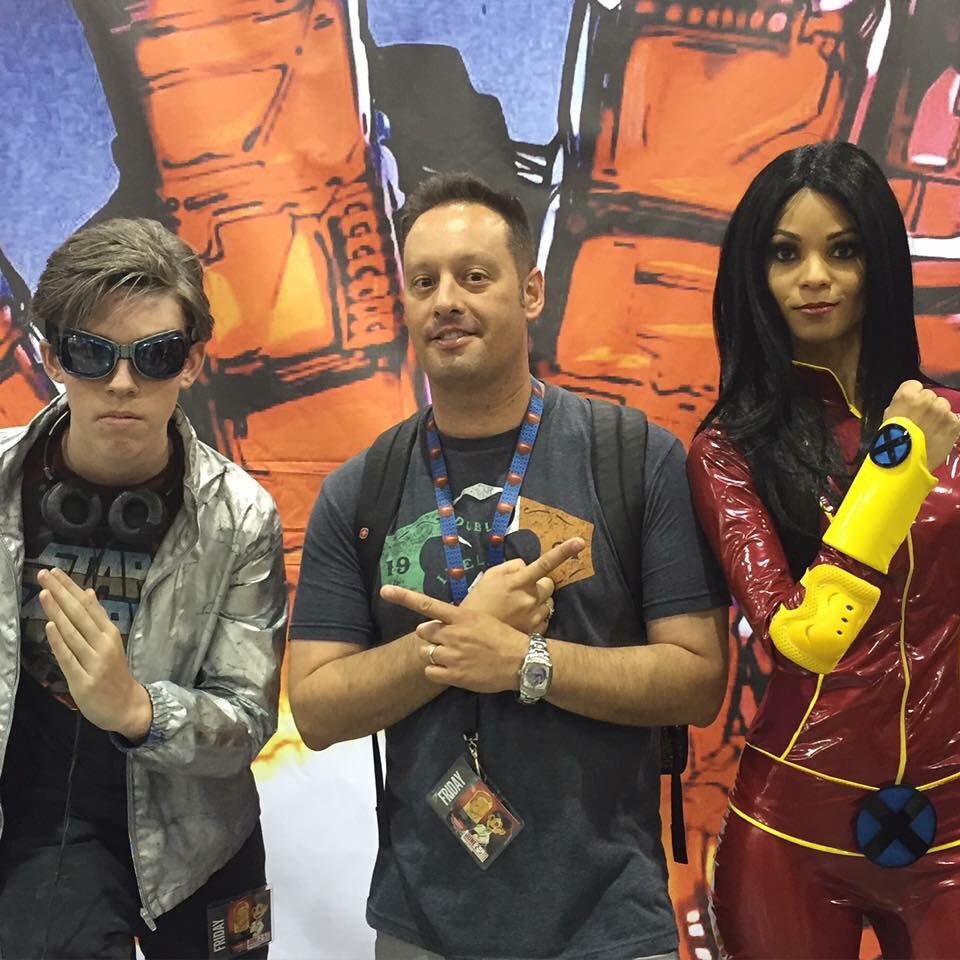 fitzjedi's tweet image. Who's amped for @PhoenixComicon ?! Cool people I've met: @AzPowergirl @AniMiaOfficial @IttyBittyGeek @Comicare @SuperheroesXYZ @KrayolaKid