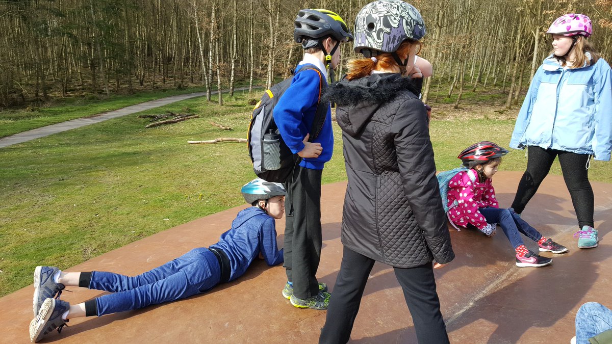 BothkennarC1's tweet photo. What a fabulous day for a bike ride with class 2 @ bothkennar primary https://t.co/qEueVuyFdt