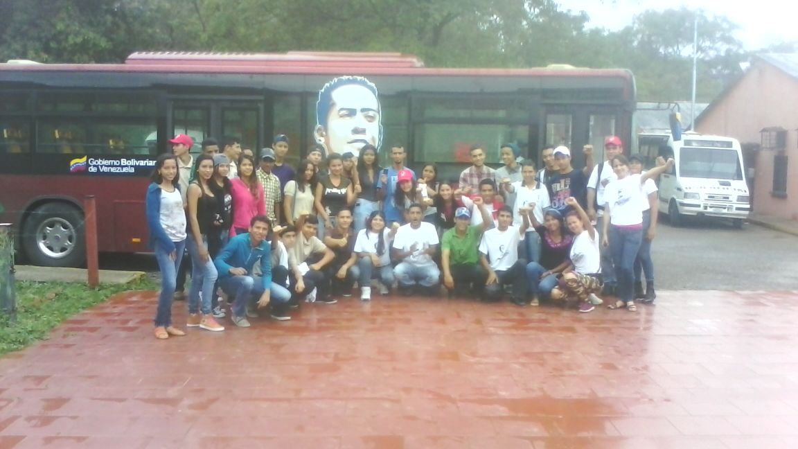 MJpMcpioMonteC's tweet photo. Logros que son realidad, solo en Revolución
#BusEscuela #Brigadistas  #Trujillo #RobertSerra @Gregorycolmnars @Mayesocialista @MRobertSerra https://t.co/O9boMoXqWF