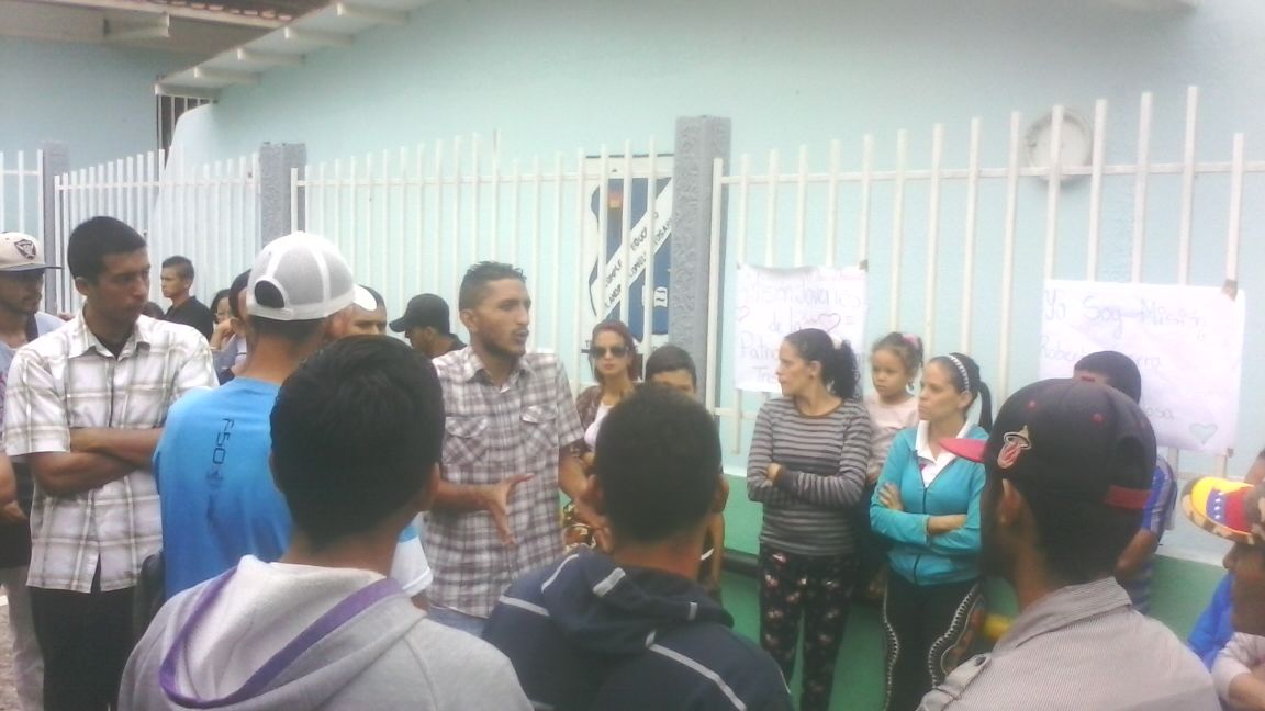 MJpMcpioMonteC's tweet photo. Logros que son realidad, solo en Revolución
#BusEscuela #Brigadistas  #Trujillo #RobertSerra @Gregorycolmnars @Mayesocialista @MRobertSerra https://t.co/O9boMoXqWF