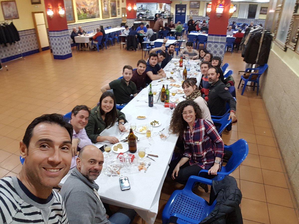Después de un curso siempre hay una cena ! <a href="/IsmaelEnraf/">IsmaelEnraf</a> <a href="/elfisiodelalbir/">Nacho Candela</a> <a href="/Fisio_SZ/">FISIO SolodeZaldívar</a> <a href="/fisiodos/">Fisiodos</a> <a href="/unaiii85/">Unai Cantalapiedra</a> <a href="/fisiojreig/">fisiojreig</a> #MorosyCristianos #Alcoy