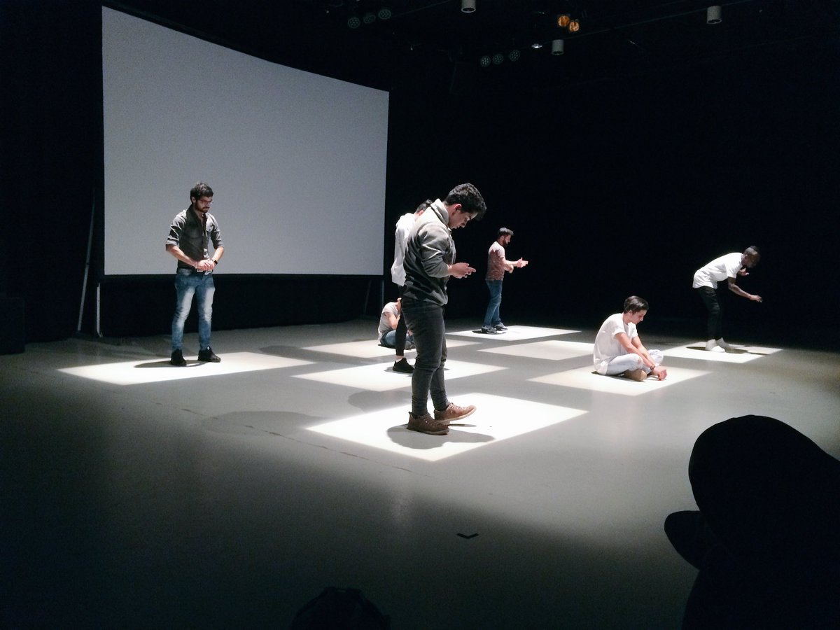 StutTheater's tweet photo. Vanavond hebben onze jongens uit het #AZC en de spelers van #StutOpen de sterren van de hemel gespeeld bij het #NetevenAndersFestival! https://t.co/82Rov86WSk