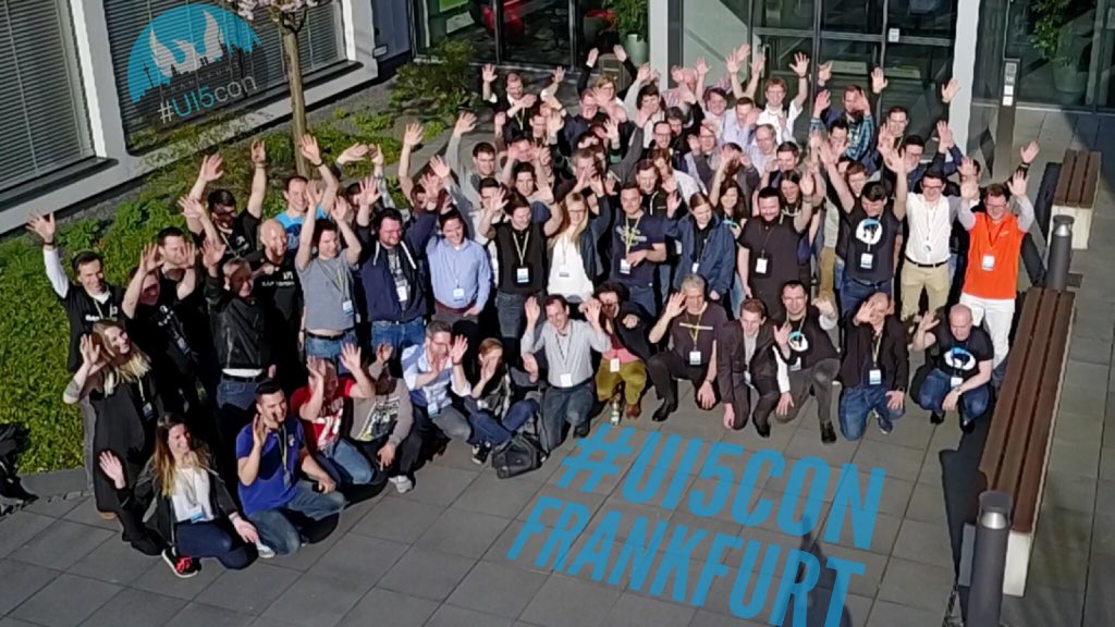 tbroek's tweet photo. Sure 😀 @fralu683 @CBasis - #UI5con Familiy Picture https://t.co/FaS78gbTpf