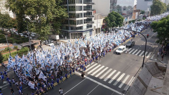 View image on Twitter