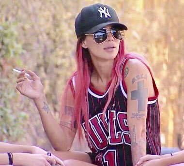 emelyloove's tweet image. Ahora que se viene la recta final 6667 Angie a votar se ha dicho todos por la@#preferida #AngieAlaFinalDt 🎉🎉🎉🎊🎊🎊💎💖😍👋🏼😉🙋🏻💕