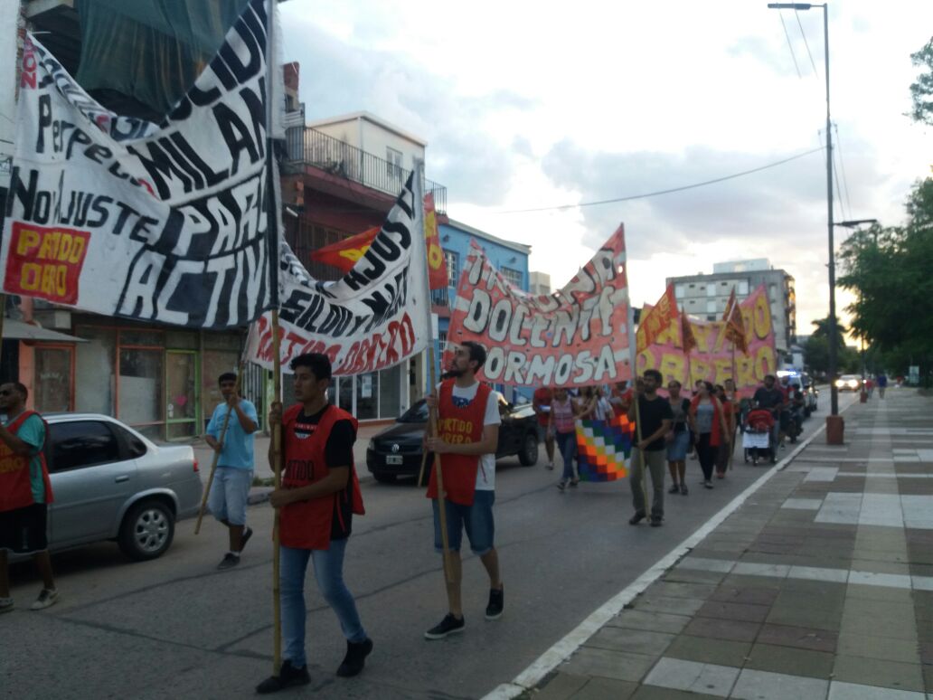 POFormosa's tweet photo. 24 de marzo. Exigimos juicio y castigo a todos los responsables, contra la impunidad y la represión, abajo el ajuste, paro activo ya. https://t.co/My3fZ7PtLt