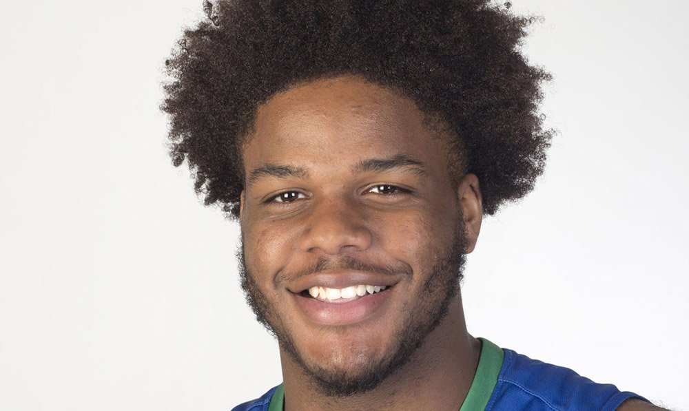 757teamz's tweet photo. Green Run's Shawn Sanders named 1st team All-Tidewater https://t.co/RUFMubnwHL https://t.co/SFpP5gpCdR