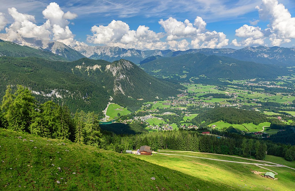 PollWithUs's tweet photo. Bavaria, Germany |  Photography by ©Nick Moulds https://t.co/9Sa8o71QmX