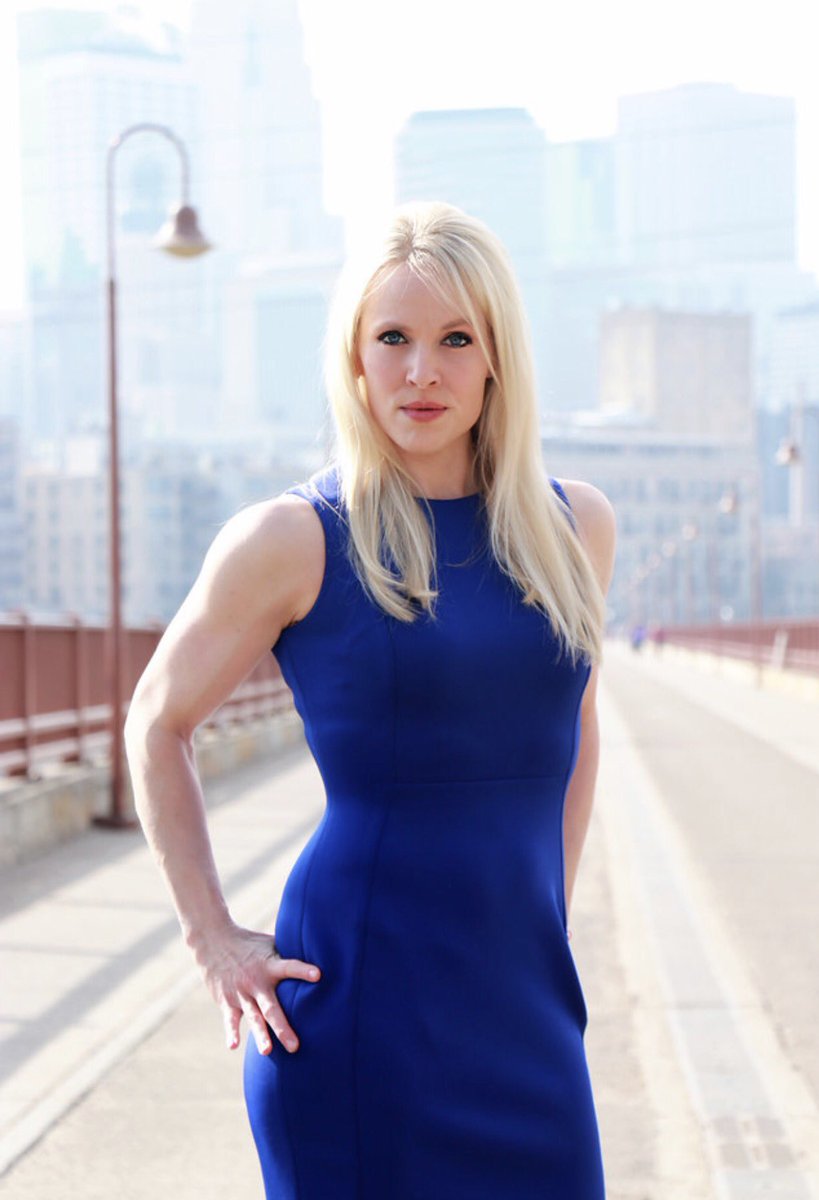 Professional Headshot!📸💙💁🏼#motivationalspeaker