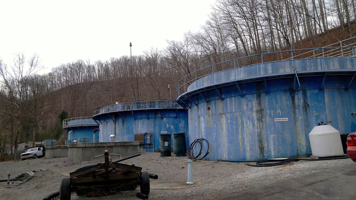 FractaInc's tweet image. Drinking water is a hidden problem, but Kentucky is making #water #infrastructure a priority buff.ly/2n2nKUs via @BHEBecker @npr