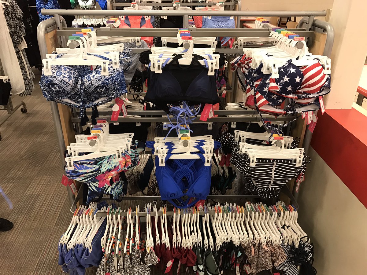 Swim refresh!! #adready @drew_arrington <a href="/angel_yanke/">Angel</a> @tracyacurry1