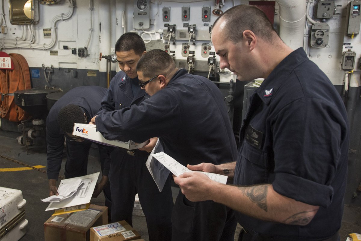 EXSTRKGRU7's tweet photo. Got mail? Sailors check receipts of new supplies to make sure they get to the right folks aboard @LHD6BHR. #ForwardReady https://t.co/Ql0ahBYUQy