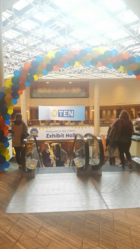 AscenciaCA's tweet image. Grateful to @Annenberg_FDN for #AlchemyTech! Glad to see our Director of Operations Vicken representing at #Nten!