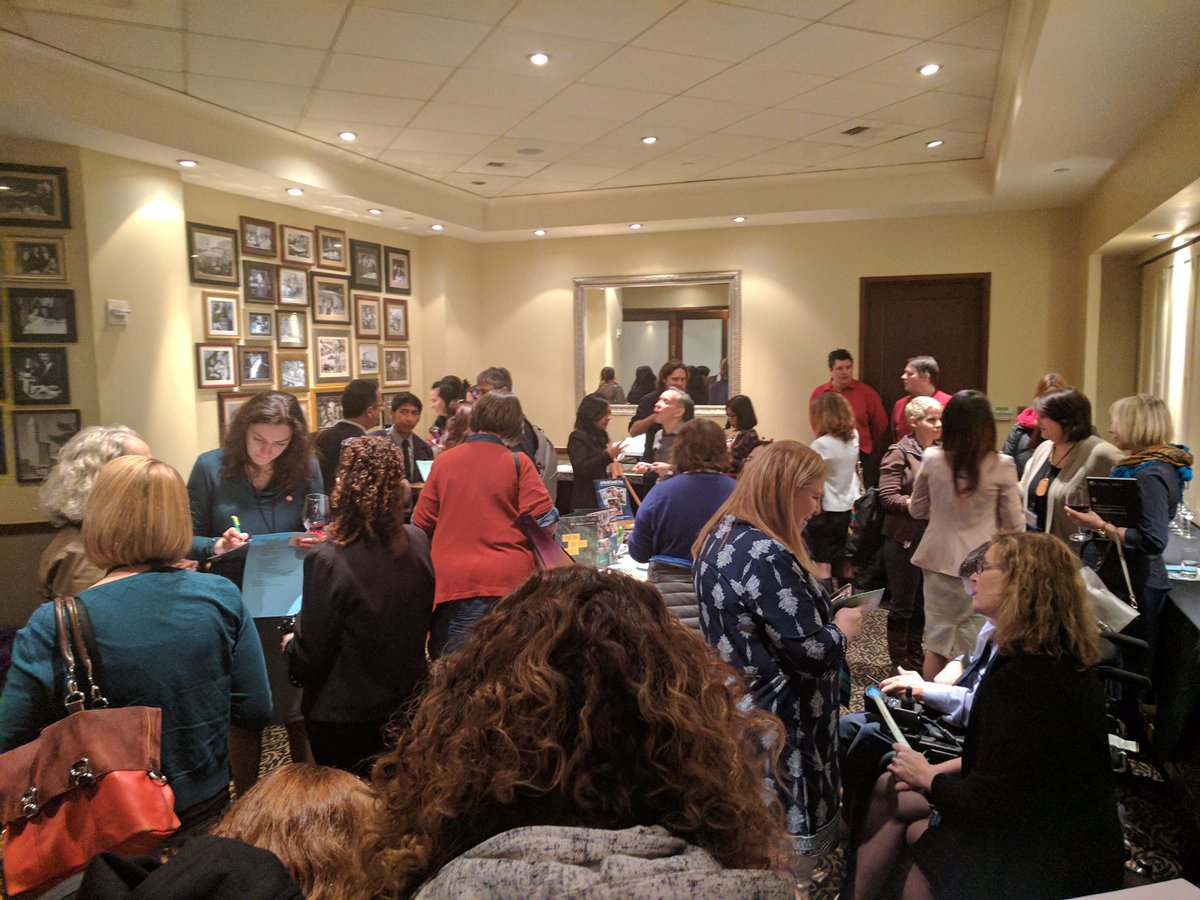 MobilityINTL's tweet photo. Energizing meet-up at #TESOL17! E-mail us if u missed us to access all of the materials. #AccessLanguages #disability @TESOL_Assn https://t.co/nE6DGlm442