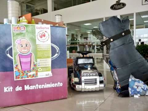 MackZulia's tweet photo. #MackPana que se respete dona las tapitas. ¡Y si es en #MackZulia mejor! Campaña #Ecotapitas en apoyo a @FundanicaZulia #Recicla https://t.co/LHuJHIxg0i