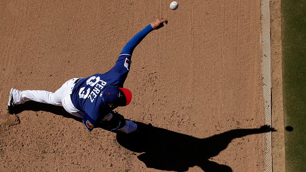 .@MartinPerez33D toes the rubber and we're underway from Surprise! #RangersST https://t.co/JbKS8beOvW