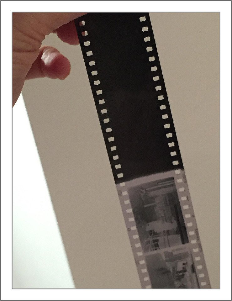 HowardSandford's tweet photo. processing | https://t.co/j4v1Zj1a3S Fifth film this week. I really must get round to doing some printing and/or s… https://t.co/7SFnl390Za