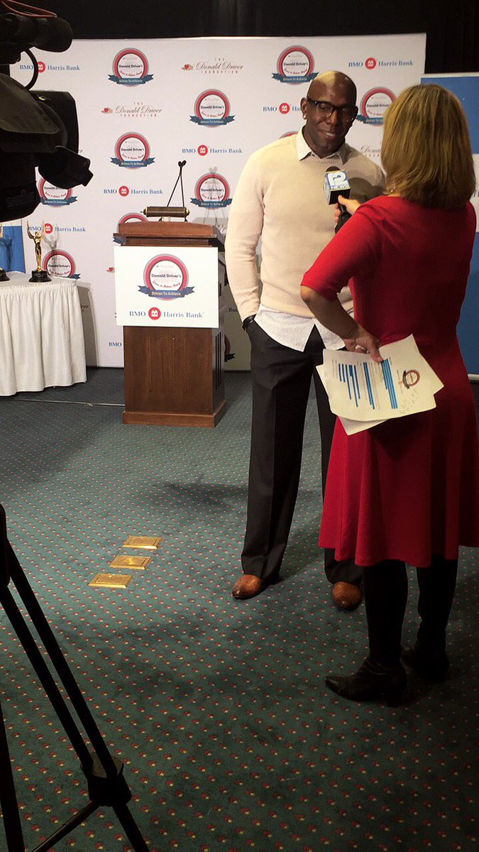 CU_SEB's tweet photo. Oh and #CUWSEB @danikatramburg has been doing some great work w Lammi Sports today w @Donald_Driver80 https://t.co/m7SnS57Tp4