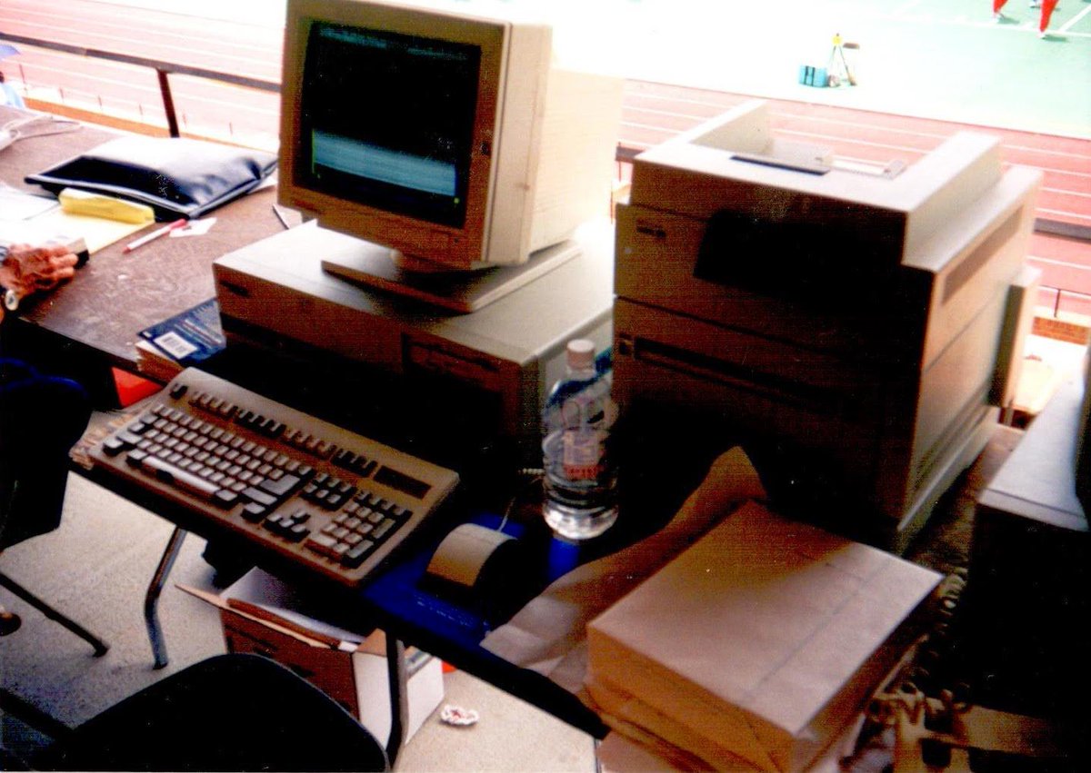 FinishLynx's tweet image. Read today's 25th anniversary post. It's filled with old photos, early customers, &amp;amp; the FinishLynx startup story: finishlynx.com/2017/03/lynx-2…