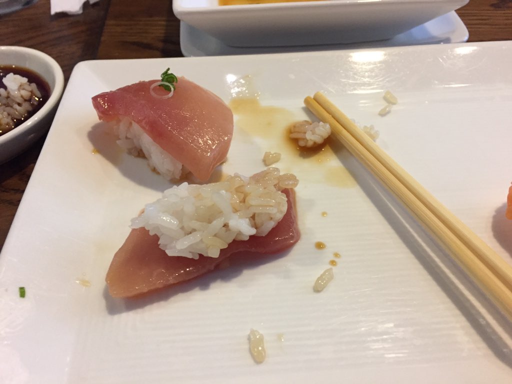 CheriPreston's tweet photo. Can't take me anywhere. #sushifail https://t.co/0Uf0nmPKj4