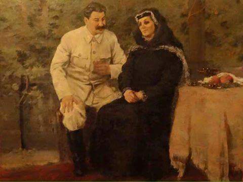 رسمة الرفيق القائد يوسف ستالين ووالدته ايكاترينا