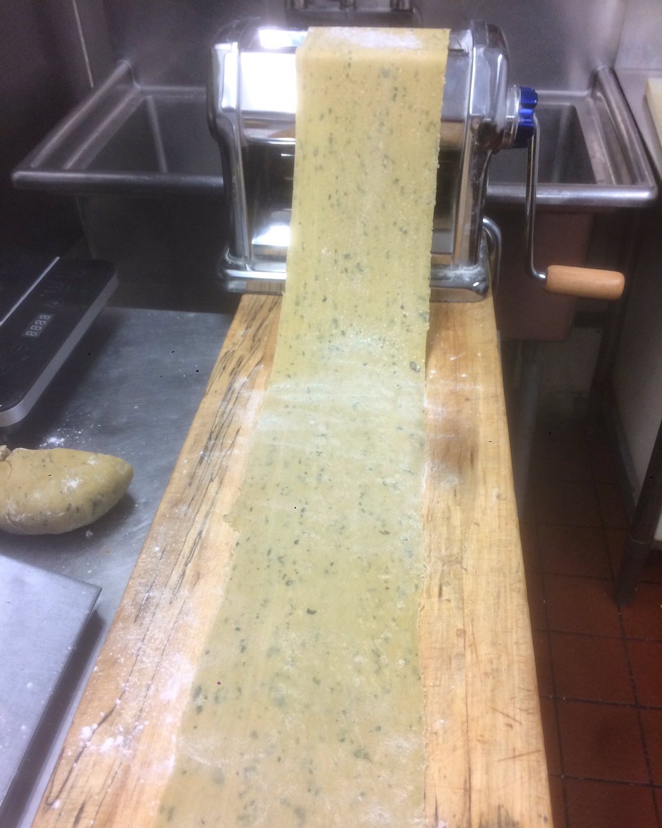 ChienNoirBistro's tweet photo. Rolling out some basil pasta dough to go with fresh hand made ricotta chesse for tonight's feature! #yumgk #bdhg https://t.co/fLgb8cGkLq