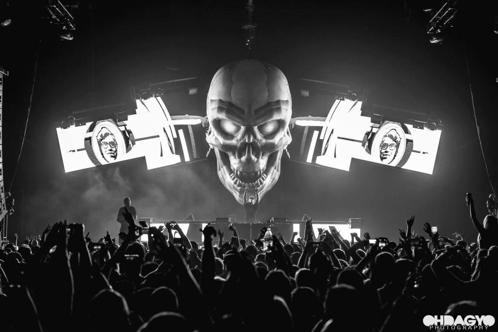 WeOwnTheNiteNYC's tweet photo. FREE DOWNLOAD: Bro Safari &amp; Dion Timmer – Proper https://t.co/4XMutKkRFn https://t.co/l9uvD1dizw