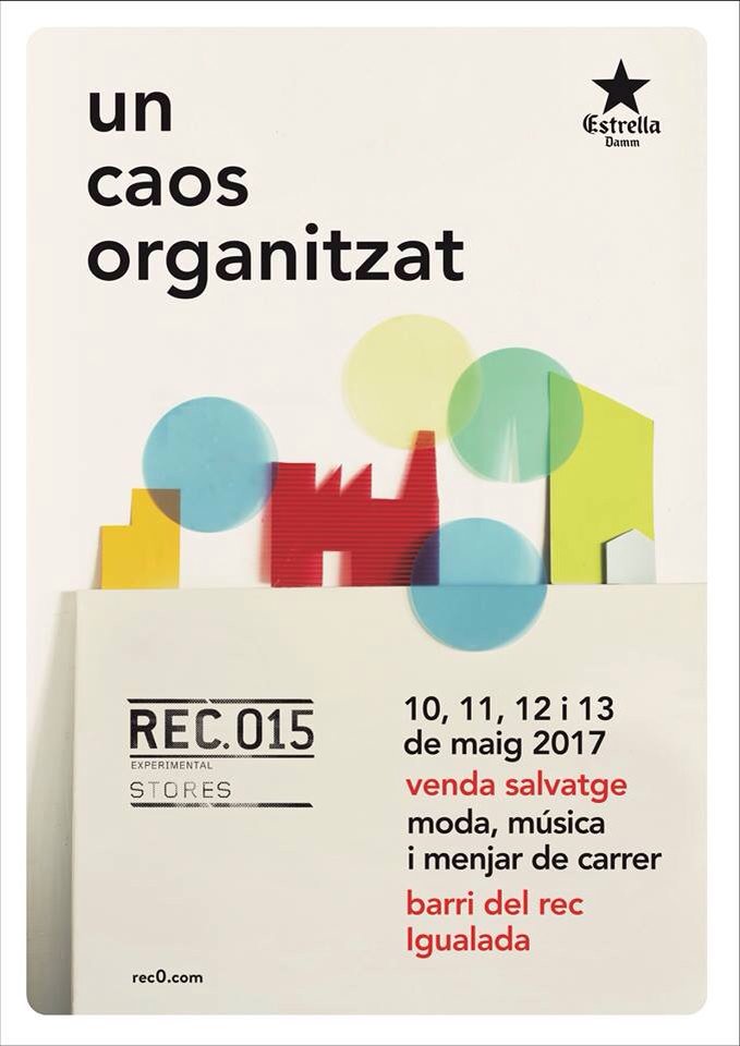 fuxiabarcelona's tweet photo. Le robamos el cartel!! Eso va por nosotros #caosorganizado solo ellos pueden!! https://t.co/2scanQPrta