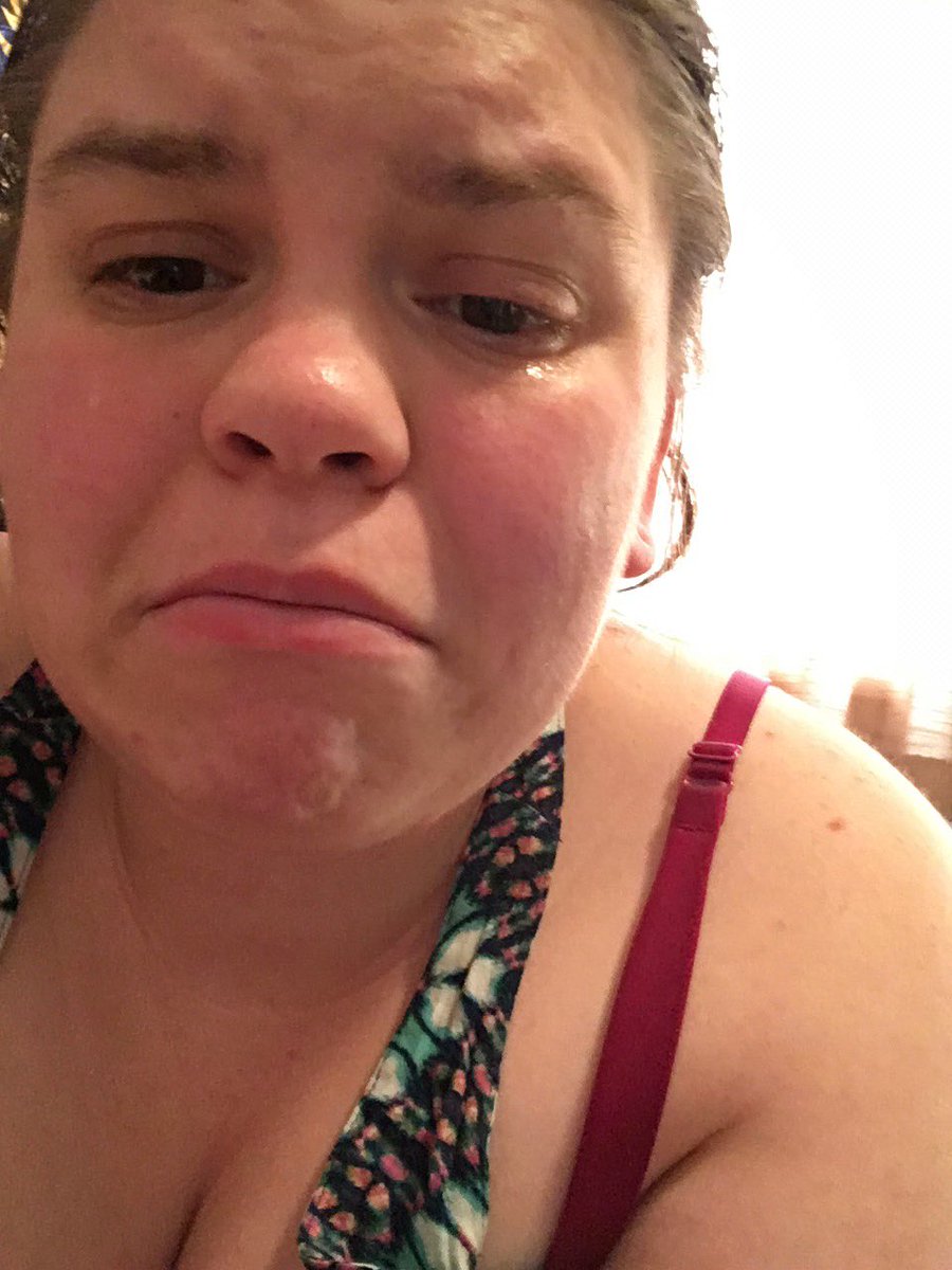itsyourdest's tweet photo. I guess I wasn't very emotionally prepared #VampireDiariesfinale https://t.co/gzDE56FLea