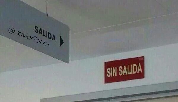 elcosodelapizza's tweet photo. yo intentando salir de mis problemas https://t.co/5PqyBNSP0B
