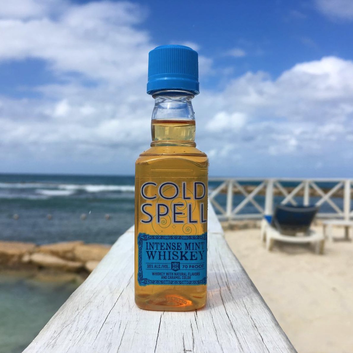 ColdSpellUS's tweet photo. Don't forget to pack the beach essentials this spring 😉 #ColdSpellWhiskey https://t.co/on7E3i6DqO