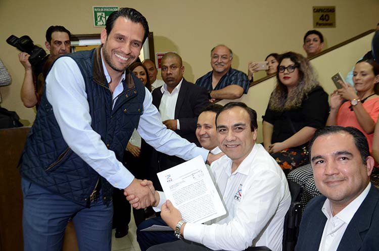 Sindicatura de #Tijuana inhabilita a Julián Leyzaola; <a href="/pesbc/">Encuentro Social</a> le brinda su respaldo radarbc.com/index.php?mod=…