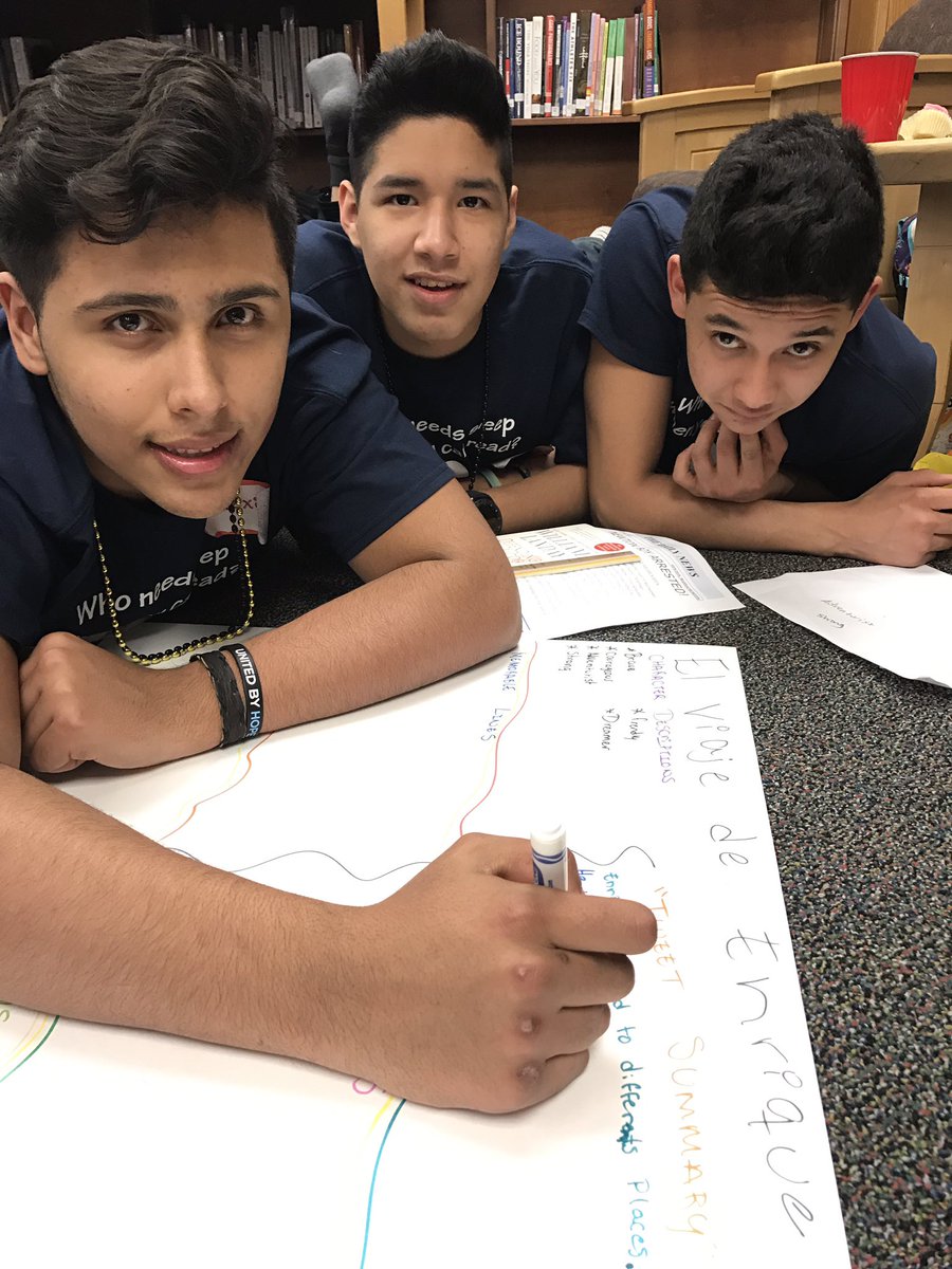 WHSFamilies's tweet photo. Students reading, reflecting, and sharing! @WalthamReads #1school1story@WalthamSchools@WHSLBRY https://t.co/JUCKiMTUf9