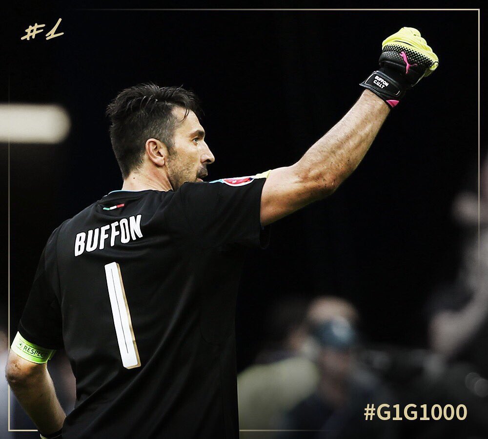 PauDybala_JR's tweet photo. Grazie MILLE @gianluigibuffon 😝 https://t.co/TVl5IgdHHT