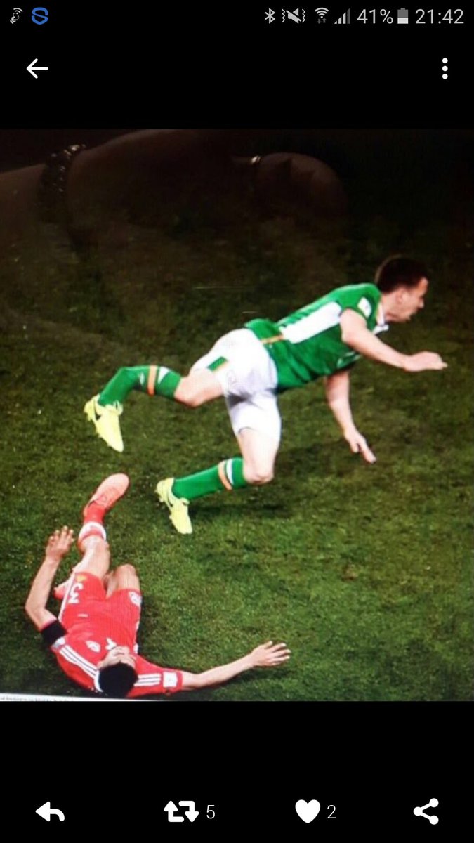 BoxBrit's tweet image. I'm a Red but this is awful. Get well soon Seamus Coleman #YNWA