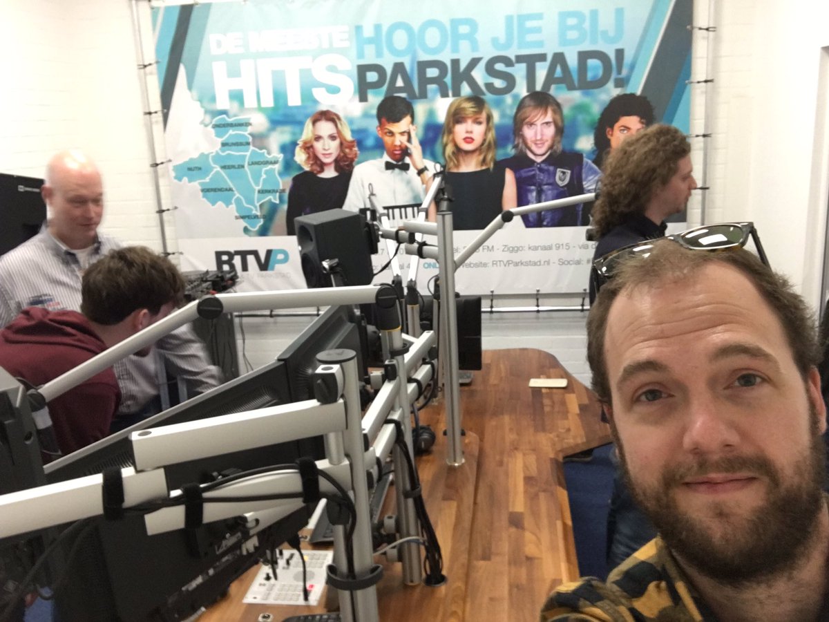 First SHOWW In <a href="/NIEUWENOR/">poppodium NIEUWE NOR</a> is a wrap! ❤❤first wealso went to @RTVParkstad w/<a href="/rogerschepers/">Roger Schepers</a>