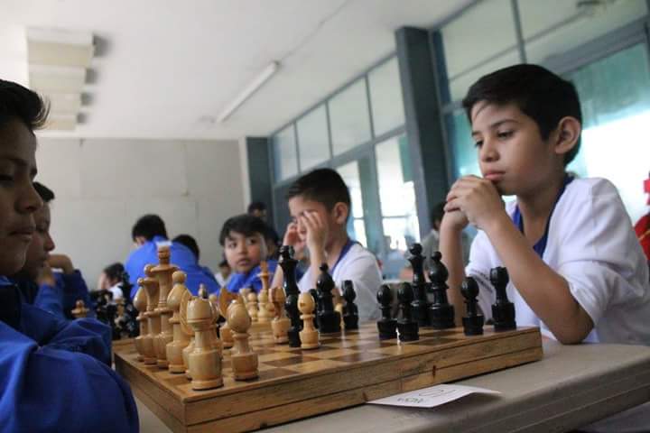 CelayaSIDEC's tweet image. #SIDECEsDeporte
Inauguran autoridades fase estatal de #Condeba en el @municipiocelaya
celayasidec.org/web/boletin/Al…
@RamonLemusM