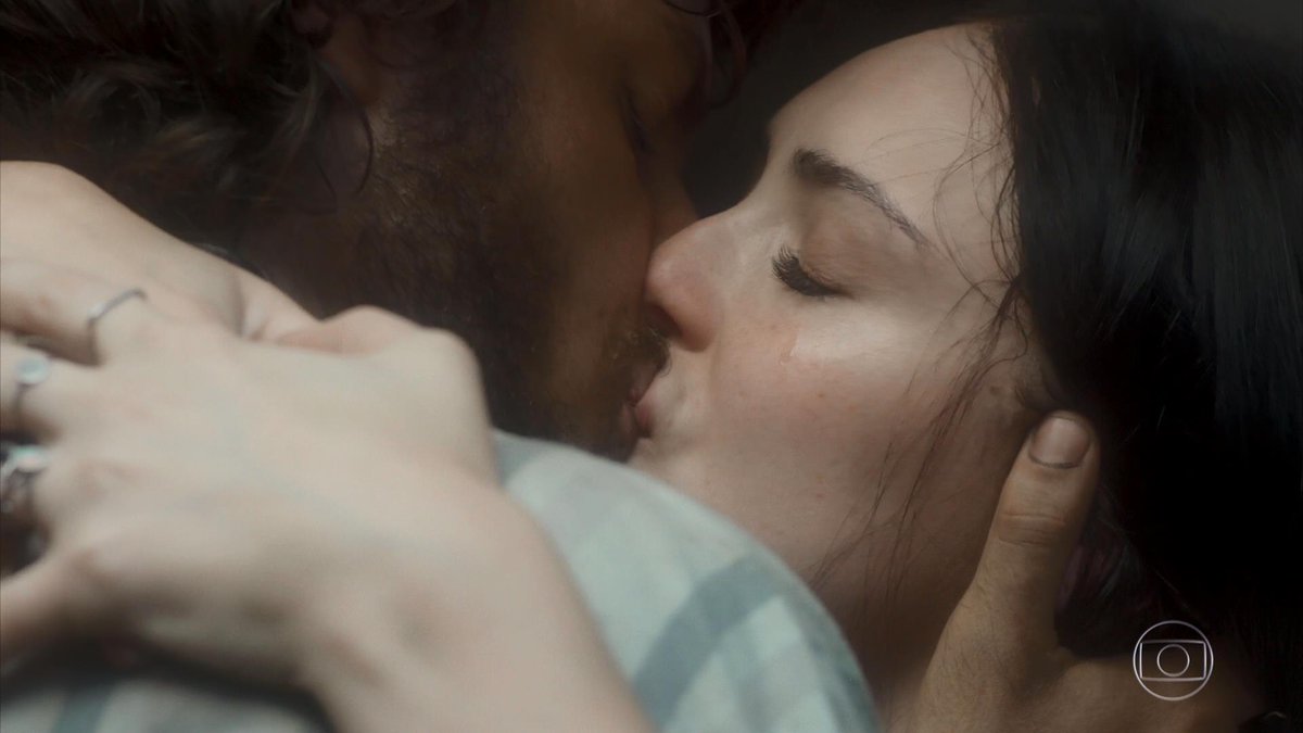 whoisjupa's tweet photo. Que casal, hein. QUE CASAL. #NovoMundo https://t.co/D5695NISe3