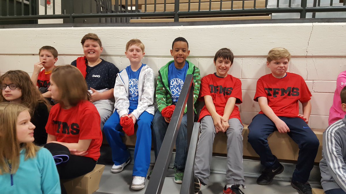 Rch5th's tweet photo. Shout out to Turkey Foot Middle School!  Great visit for our 5th Gr today! @Rch5th @TheKCSD https://t.co/jttKV4je9B