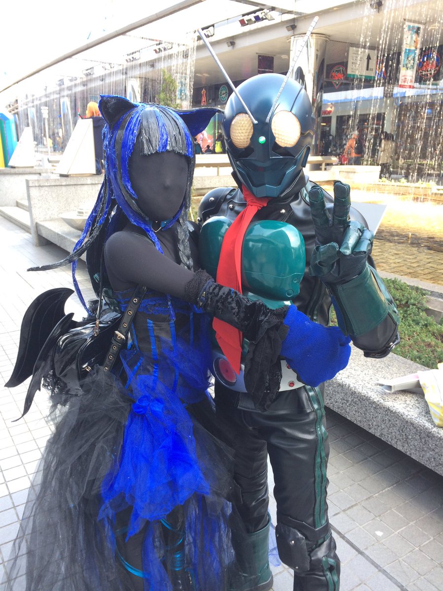 Tetsu Sur Twitter 東京ドームシティ なう Tdcでねろう子さんだ この衣装良いね 東京ドームシティ Tdc 仮面ライダー コスプレ