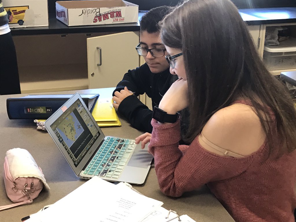 LilCurran16's tweet photo. Ss engaging & modeling to demonstrate how energy in our atmosphere causes weather. #dynamicclassroom https://t.co/Oz1wK4d8hW